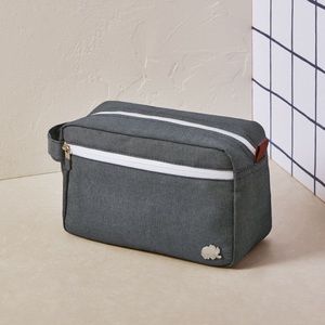 New/Unused: Harry’s Toiletry Bag